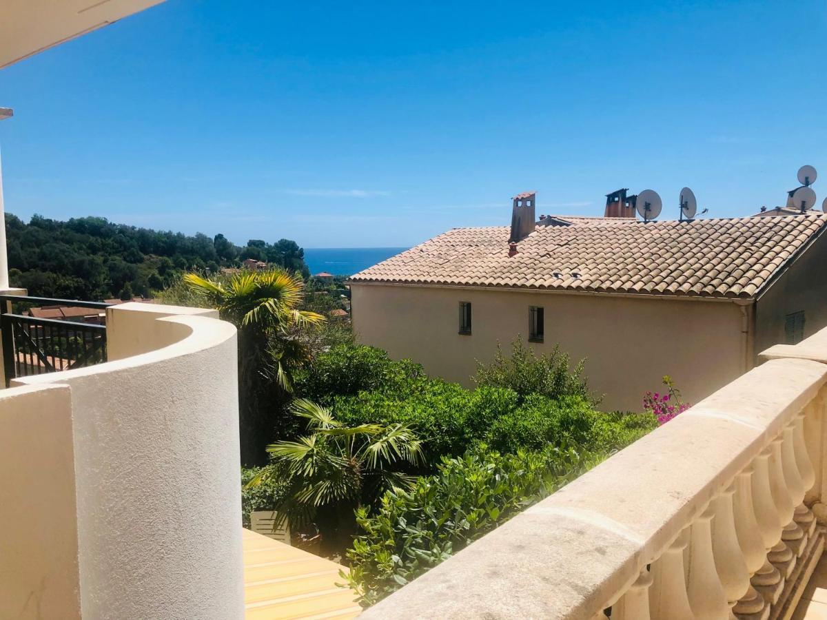 Mon Appart Avec Terrasse Et Piscine Рокебрюн — Кап-Мартен Экстерьер фото